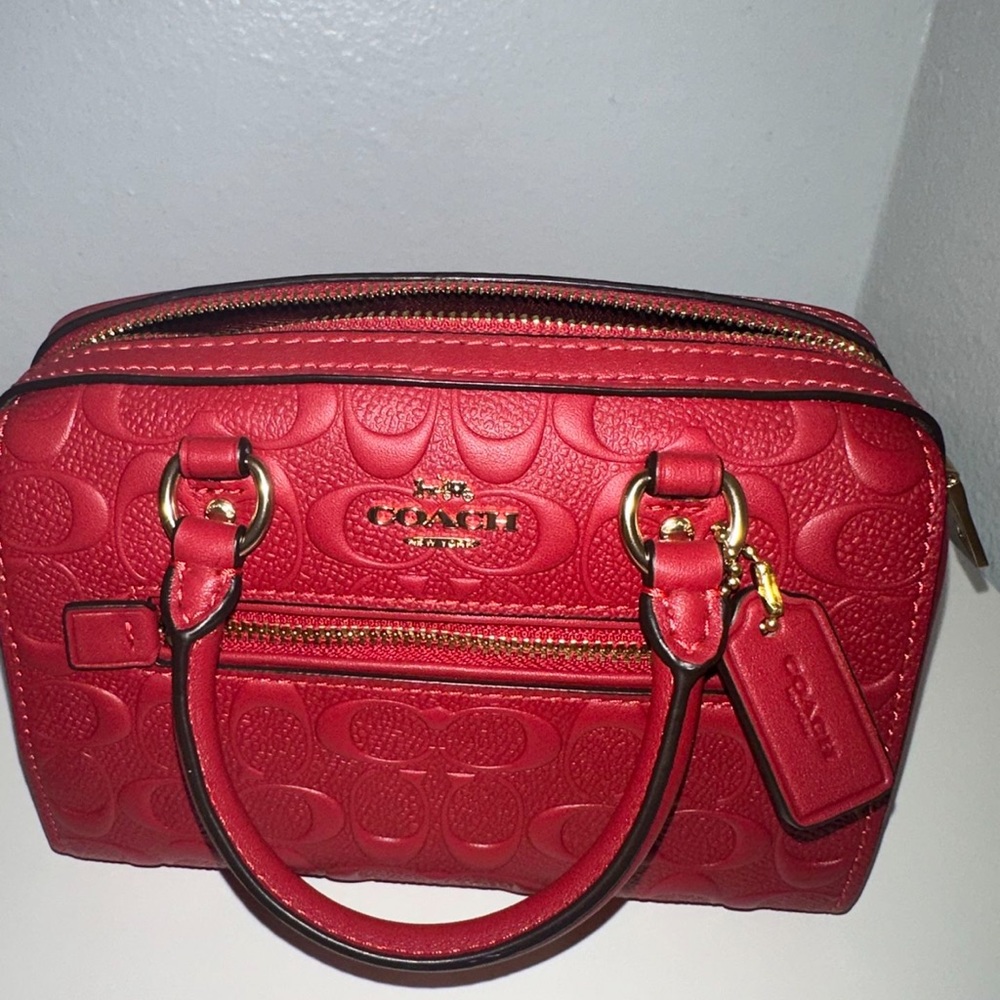 Mini red coach bag - Picture 1 of 8
